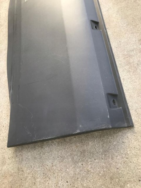 Listwa Iveco Daily 4 IV dolna boczna lewa nakładka karoserii dolna środkowa 2014r.-> 5801811475 5801811454