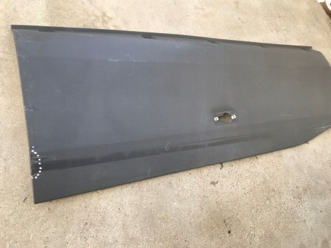 Listwa Iveco Daily 4 IV dolna boczna lewa nakładka karoserii dolna środkowa 2014r.-> 5801811475 5801811454