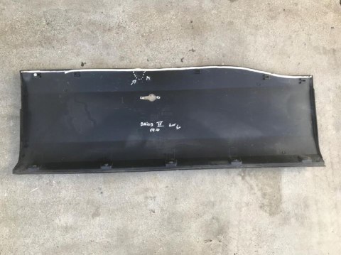 Listwa Iveco Daily 4 IV dolna boczna lewa nakładka karoserii dolna środkowa 2014r.-> 5801811475 5801811454