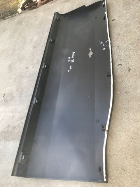 Listwa Iveco Daily 4 IV dolna boczna lewa nakładka karoserii dolna środkowa 2014r.-> 5801811475 5801811454