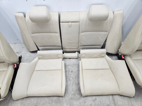 Fotele BMW E92 Coupe 04-12r. M-pakiet Sportseast kanapa tylna ANGLIK KOMPLET skóra beżowa CREMEBEIGE boczki tylne 