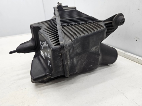 Obudowa filtra powietrza Renault MEGANE 2 II SCENIC 2 II 1.9dci  8200545280 4610085903