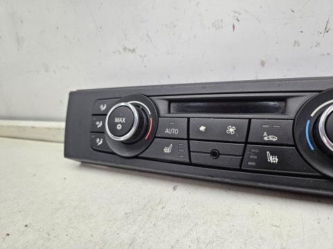 Panel klimatyzacji BMW E92 Coupe E93 Cabrio 04-12r. sterowania nawiewem wentylacją podgrzewane fotele 9242411