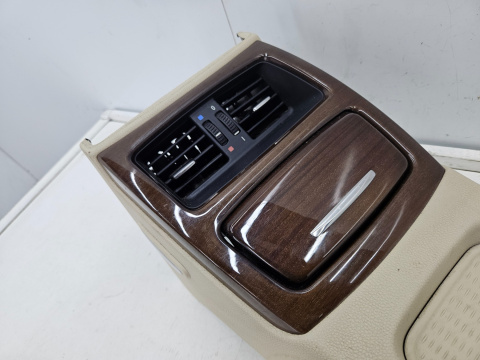 Tunel środkowy BMW E92 Coupe 04-12r. srodkowy tynel tylnej kanapy schowki kratki nawiewu CREMEBEIGE beżowy 6961645