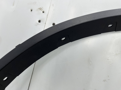 Listwa BMW X5 E70 X6 E72 06-13r. lewy przedni rant nadkola błotnika WĄZKI nakładka lewy przód 7176235
