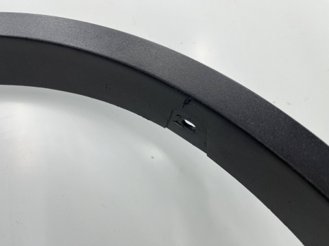 Listwa BMW X5 E70 X6 E72 06-13r. lewy przedni rant nadkola błotnika WĄZKI nakładka lewy przód 7176235