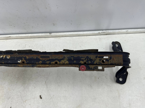 Belka silnika Volvo V40 I S40 I 95-04r. mocowanie wspornik pod chłodnice zderzak