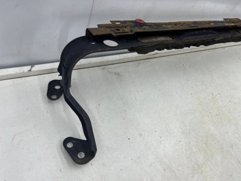 Belka silnika Volvo V40 I S40 I 95-04r. mocowanie wspornik pod chłodnice zderzak