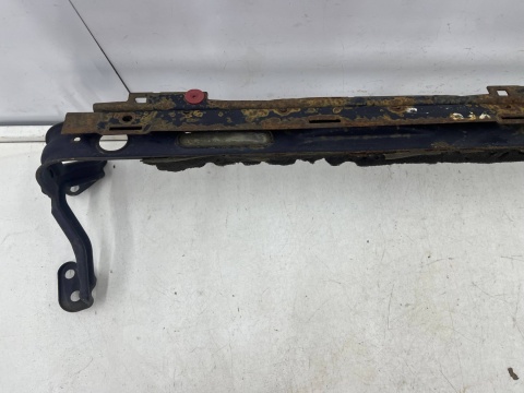 Belka silnika Volvo V40 I S40 I 95-04r. mocowanie wspornik pod chłodnice zderzak