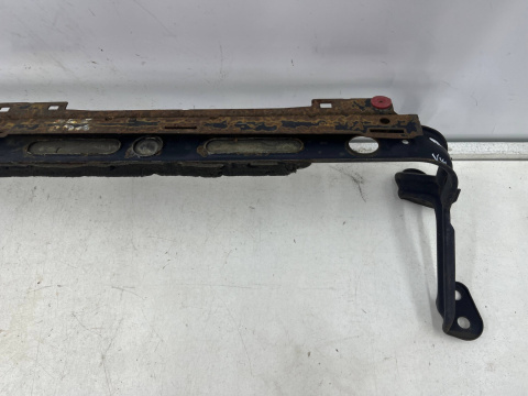 Belka silnika Volvo V40 I S40 I 95-04r. mocowanie wspornik pod chłodnice zderzak