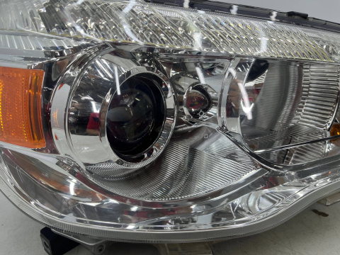 Lampa reflektor Mitsubishi ASX I Outlander Sport 10-19r. prawa przednia SOCZEWKA Europa oryginalna prawy przód 