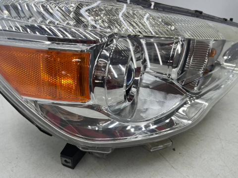Lampa reflektor Mitsubishi ASX I Outlander Sport 10-19r. prawa przednia SOCZEWKA Europa oryginalna prawy przód 