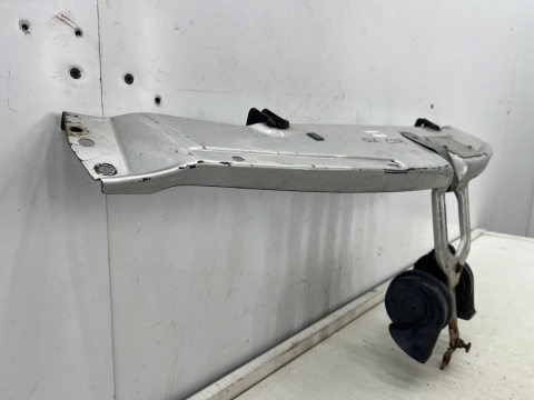 Pas przedni Mercedes CLK I w208 c208 a208 97-02r. wzmocnienie górne pasa oryginalne