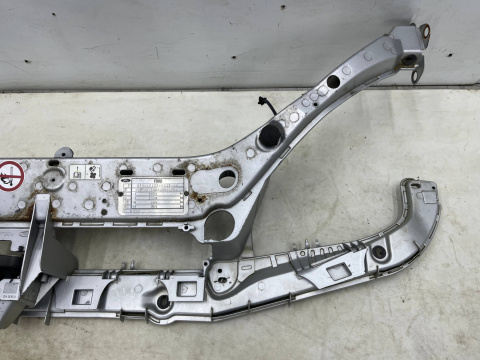 Pas przedni Ford Focus I 00-06r. wzmocnienie górne ramka okular oryginalne xs418b041cd