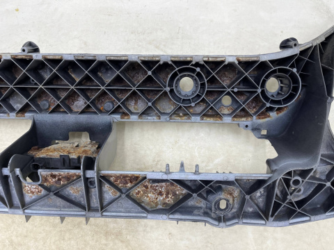 Pas przedni Ford Focus I 00-06r. wzmocnienie górne ramka okular oryginalne xs418b041cd