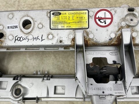 Pas przedni Ford Focus I 00-06r. wzmocnienie górne ramka okular oryginalne xs418b041cd