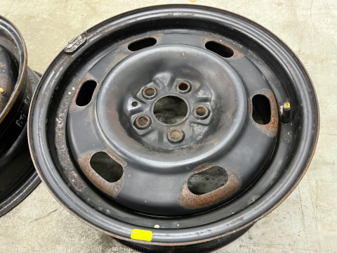 Felgi stalowe Chrysler PT Cruiser 00-10r. 15 cali 6jx15 ET40 5x100 KOMPLET 05272864ab