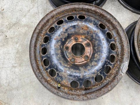 Felgi stalowe Opel Vectra C Signum Astra H Zafira Meriva Saab 16 cali 6,5jx16 ET41 5x110 KOMPLET 2160113