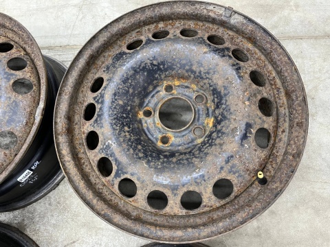 Felgi stalowe Opel Vectra C Signum Astra H Zafira Meriva Saab 16 cali 6,5jx16 ET41 5x110 KOMPLET 2160113