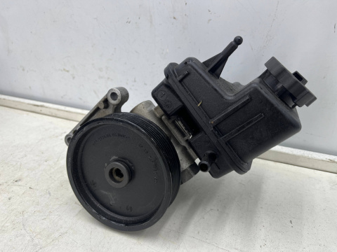 Pompa wspomagania Mercedes Vito Viano w639 Sprinter w906 03-14r. 2.2 CDI nowa BOSCH K S01 000 634 KS01000634