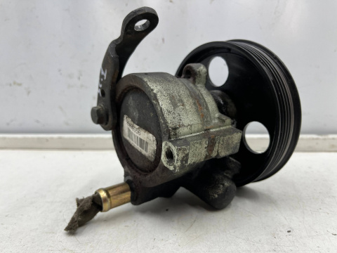 Pompa wspomagania Renault Scenic Laguna Megane Clio Kangoo Thalia 96-09r. 8200113599 8200112299