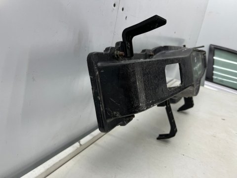 Belka zderzaka Hyundai i30 I FD HB 5Drzwi  07-12r. tylne wzmocnienie kompletne z odbojnikami 86631-2r000