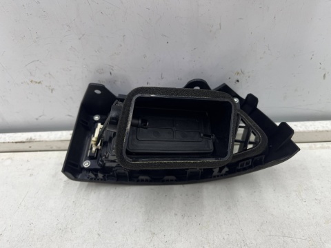 Kratka nawiewu Hyundai i30 I FD 07-12r. prawa nadmuchu deski wnętrza 97490-2R000