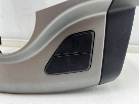 Ramka radia Hyundai i30 I FD 07-12r. Panel konsola środkowa deski klimy dekor kratki nawiewu 84745-2R000