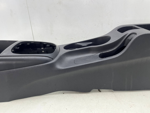 Tunel środkowy Hyundai i30 I FD 07-12r. obudowa konsola kokpit miejsce na kubki AUX USB 84671-2R000