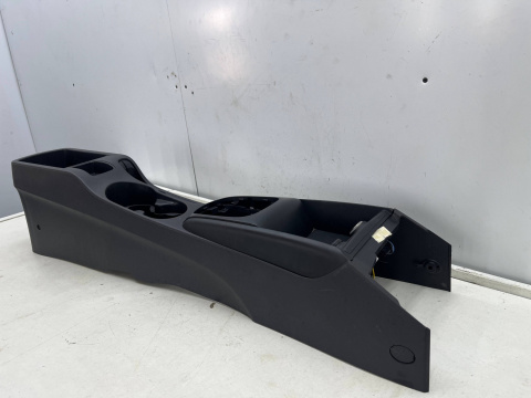 Tunel środkowy Hyundai i30 I FD 07-12r. obudowa konsola kokpit miejsce na kubki AUX USB 84671-2R000