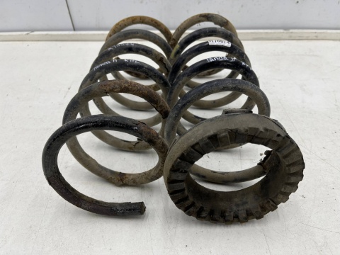 Sprężyna tylna Fiat Panda 2 II 03-12r. sprężyny tylne zawieszenia Komplet