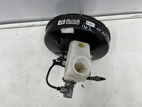 Pompa hamulcowa Hyundai i30 I FD Kia Ceed I 07-12r. 1.4b serwo wspomaganie pedał hamulca 58500-1h200 / 59110-1h200