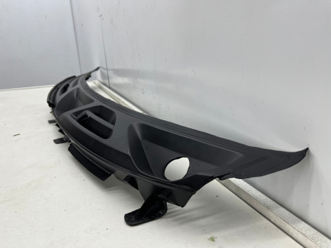 Podszybie Fiat Panda 2 II 03-12r. górne uszczelka Europa ze sprzyskiwaczami 735340441