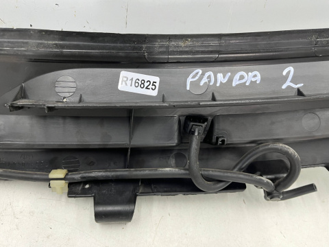 Podszybie Fiat Panda 2 II 03-12r. górne uszczelka Europa ze sprzyskiwaczami 735340441