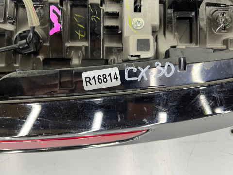 Spoiler Mazda CX-30 CX30 19r.- lotka na dach klapy bagażnika trzecie swiatło stopu LED dfr5-51580 dgh9-b0965