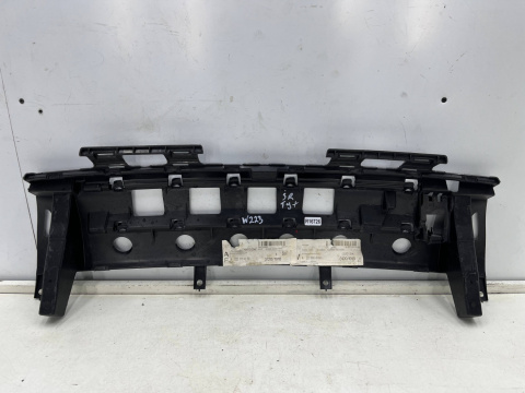 Ślizg Mercedes w223 v223 S-klasa 20r.- tylne dolne środkowe mocowanie wspornik uchwyt zderzaka NOWY a2238854102