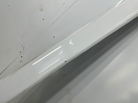 Nakładka progu Hyundai I30 I FD 5Drzwi HB 07-12r. PRAWA listwa progowa zewnętrzna kolor 7F próg 87754-2r600