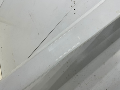 Nakładka progu Hyundai I30 I FD 5Drzwi HB 07-12r. PRAWA listwa progowa zewnętrzna kolor 7F próg 87754-2r600