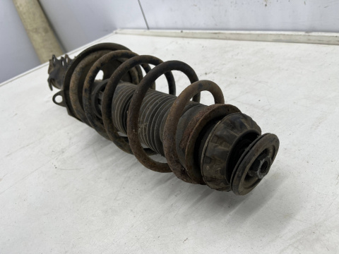 Amortyzator VW Polo 3 III Seat Ibiza II 83-04r. BENZYNA przedni PRAWY LEWY mcpherson sprężyna lewy prawy przód 6N0413031J  