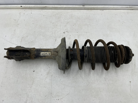 Amortyzator VW Polo 3 III Seat Ibiza II 83-04r. BENZYNA przedni PRAWY LEWY mcpherson sprężyna lewy prawy przód 6N0413031J  