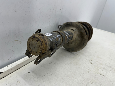 Amortyzator VW Polo 3 III Seat Ibiza II 83-04r. BENZYNA przedni PRAWY LEWY mcpherson sprężyna lewy prawy przód 6N0413031J  