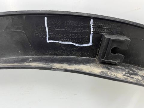 Listwa Ford Kuga MK2 II 13-19r. PRAWY przedni rant nadkola błotnika przedniego nakładka prawy przód cv44-s16d238-a