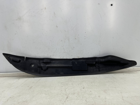 Osłona błotnika Peugeot 508 II LIFT 23r.- LEWE wewnętrzne wygłuszenie błotnika lewy przód 9813504180