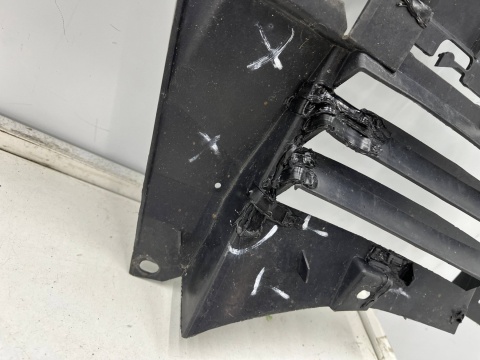 Osłona pod zderzak Peugeot 308 II T9 + SW 13-21r. przednia osłona płyta dolna silnika podwozia 9677363680