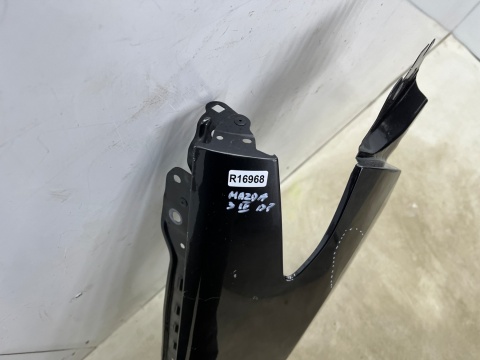 Błotnik Mazda 3 IV BP 19r.- prawy przedni prawy przód 