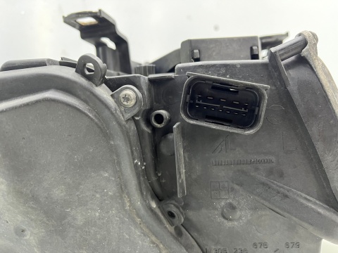 Lampa reflektor BMW E92 E93 LCI lift 08-12r. LEWA przednia BI-xenon bi ksenon lewy przód EUROPA