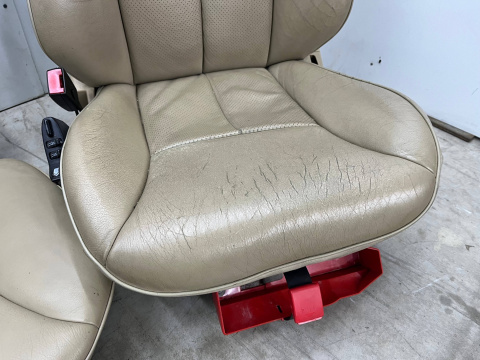 Fotele Mercedes w210 KOMBI 95-02r. kanapa tylna boczki drzwi KOMPLET skóra pompowane elektryczne z pamięcią beżowe
