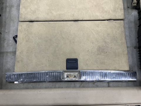 Fotele Mercedes w210 KOMBI 95-02r. kanapa tylna boczki drzwi KOMPLET skóra pompowane elektryczne z pamięcią beżowe