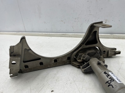 Dysza spryskiwaczy Mercedes w210 95-99r. przedlift prawa zaślepka reflektora lampy prawej 2108200412