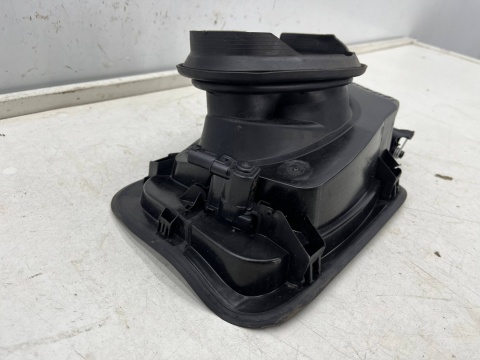 Klapka wlewu paliwa BMW X1 F48 15-22r. NIEPRZEBITA nieuszkodzona 7359171 7458867 8496890